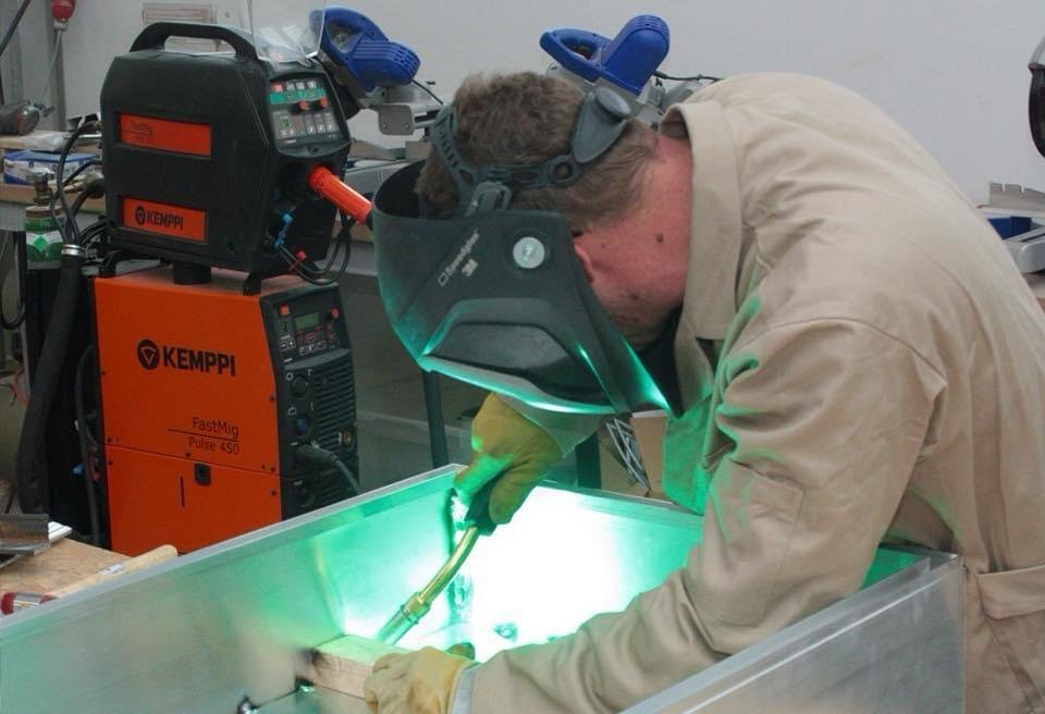 df37e3de 8d69 4aeb b2f3 db2c2b0973ed